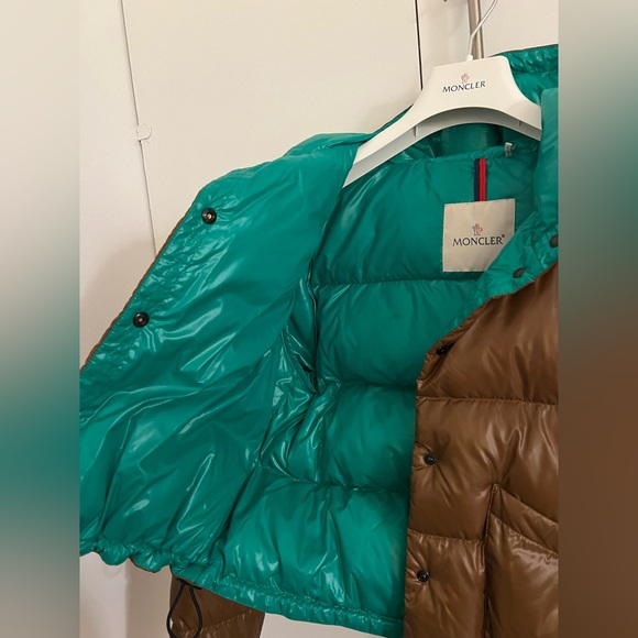 Moncler Cropped Bardanette Jacket - Picture 9 of 10